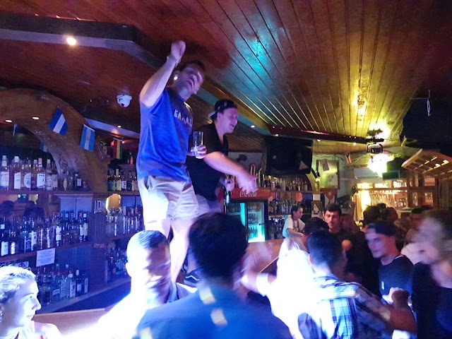 THE DUBLINER IRISH BAR