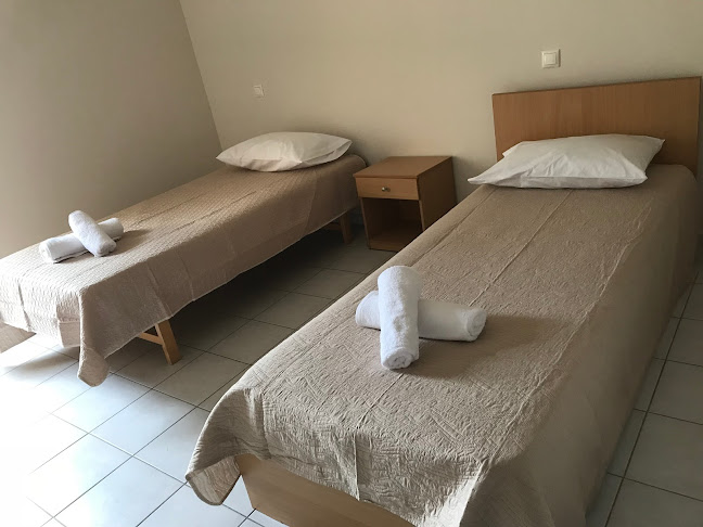 Opinii despre CHC Ares Apartment Hotel în Περιστέρι - Κτηματομεσιτικό γραφείο