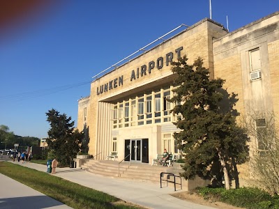 Photos of Cincinnati Municipal Airport - Lunken Field