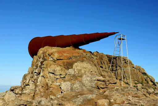 Monumento al Voyeur