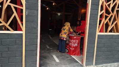 Photos of PT.Makassar Megaputra Prima - TDC Telkomsel Distribution Center Tobelo By Mega Ponsel