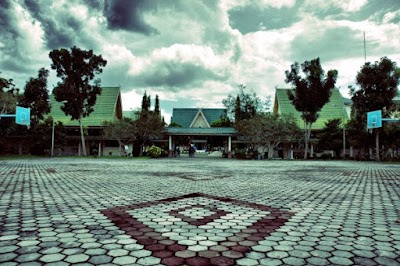 Photos of High School Plus Riau