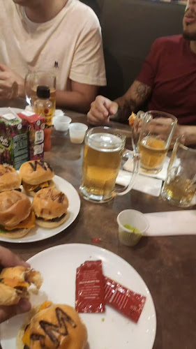 Horário de funcionamento de Wr Burgers