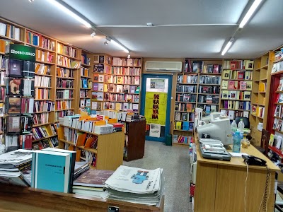 Photos of Mirror Books