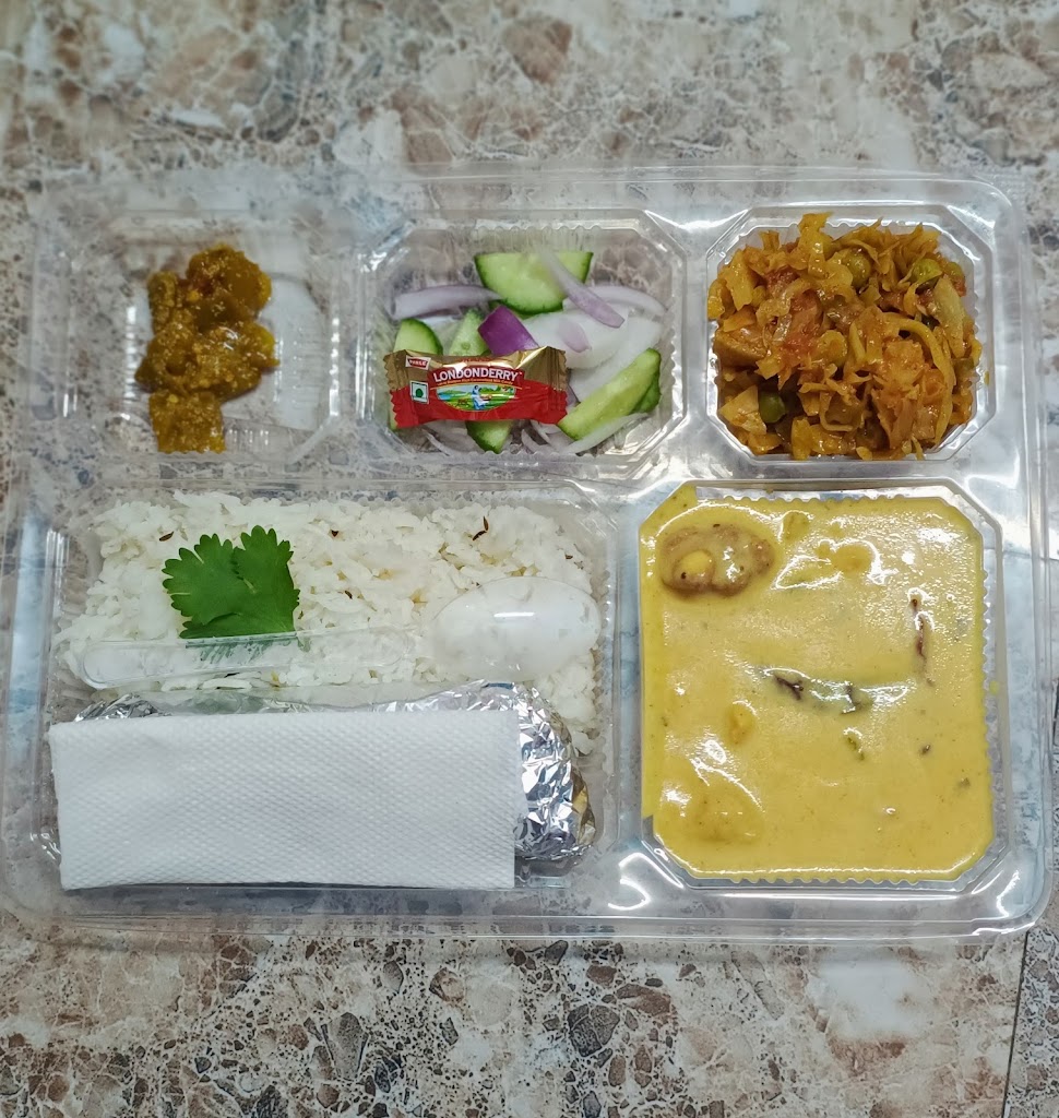 Pari Tiffin Service
