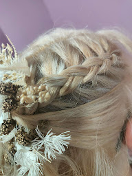 Photo n°13 de Dam'Hom - Salon de coiffure Cheniménil à Cheniménil (Salon de coiffure)