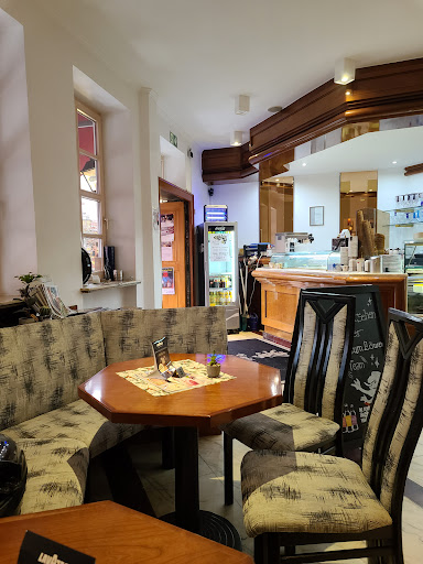 Löwen Café