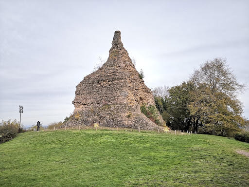 Pyramide de Couhard
