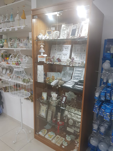 Manu Is Life SRL - Thumbnail