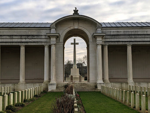 Faubourg d'Amiens Military Cemetery
