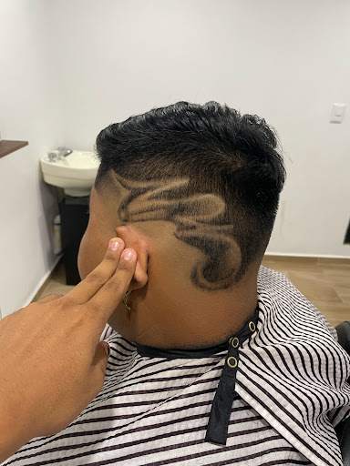 Guzmán barbershop