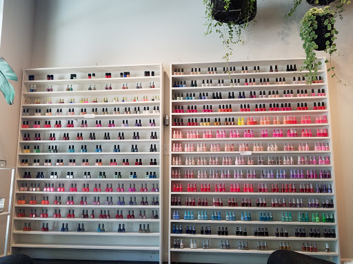 Aqua Nails - Visual