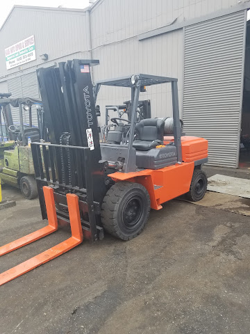 P&E FORKLIFT REPAIR /PNE FORKLIFT REPAIR