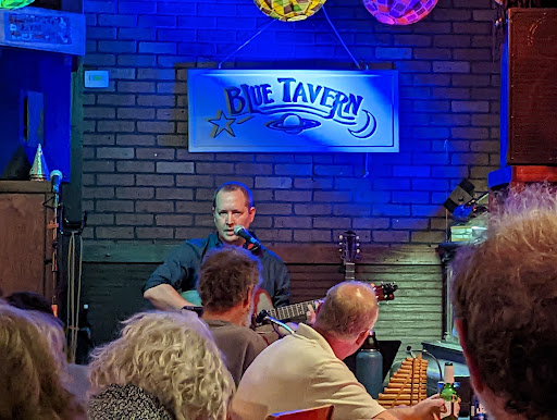 Blue Tavern - Visual