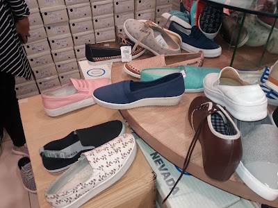 Photos of Arion Mall