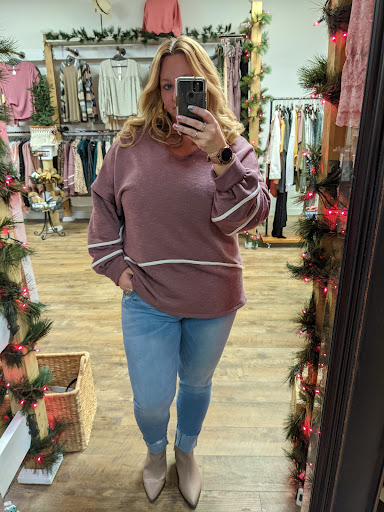 Simply Posh Boutique - Thumbnail