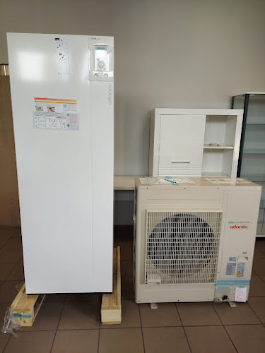 Montaż klimatyzacji i pomp ciepła.Klimatyzacja,pompy ciepła,pellet,węgiel,kotły CO. Firma Partner Brzeg - Wykonawca instalacji grzewczych, klimatyzacyjnych i wentylacyjnych