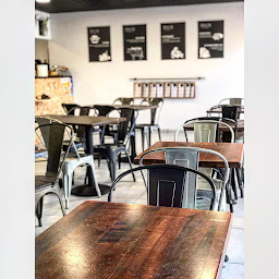 Photo n°1 de Trusty Burger à Magny-le-Hongre (Restaurant de hamburgers)