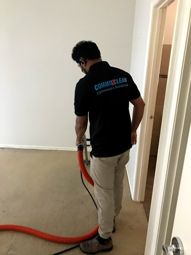 Commit2Clean - Visual