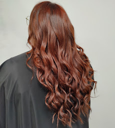 Photo n°5 de Lilia te Coiffe à Peynier (Salon de coiffure)