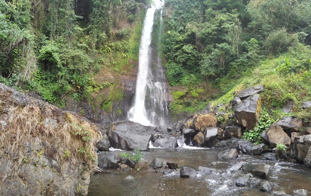 Gitgit Waterfall