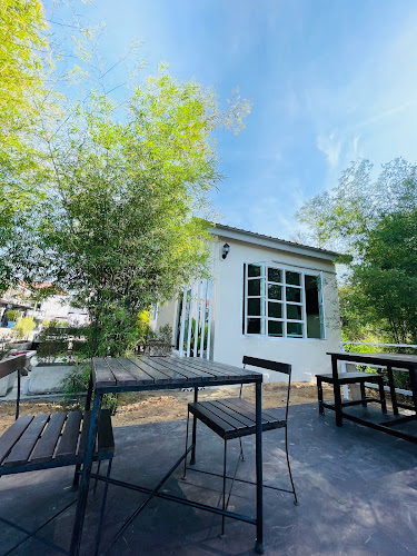 Baansri Cafe