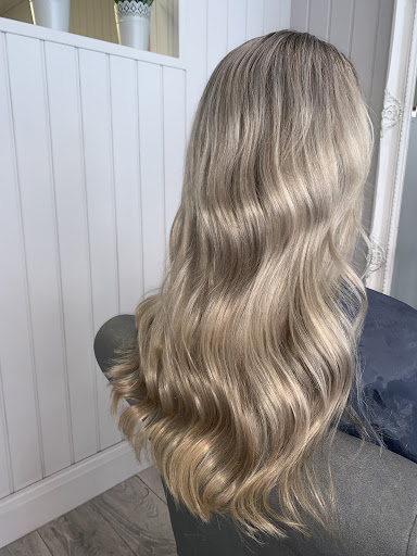 Sass Hair and Hair Extensions - Thumbnail