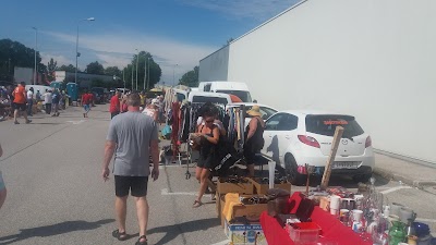 Photos of Adler Modem&auml;rkte GmbH