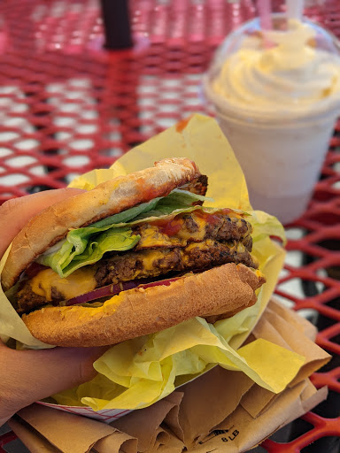 Gillman's Classic Drive-In - Thumbnail