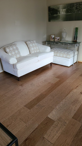 Frank Hille Custom Upholstering - Thumbnail