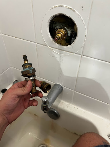 PERRONIS PLUMBING - Thumbnail