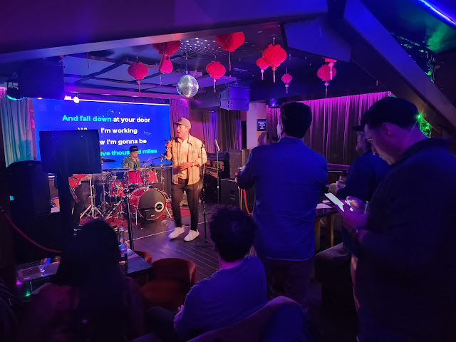 Lion's Den Lounge and Bar by null