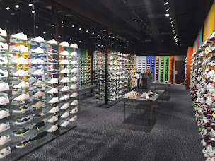 Photo n°21 de Hylton Evry – EVRY 2 à Évry-Courcouronnes (Boutique d'accessoires de mode)