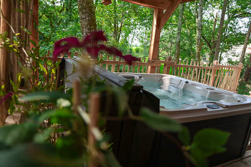 Photo de AQUA PENSEZ VOUS ? Pisciniste à PAU à Ogeu-les-Bains (64680)