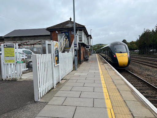 Totnes - Visual