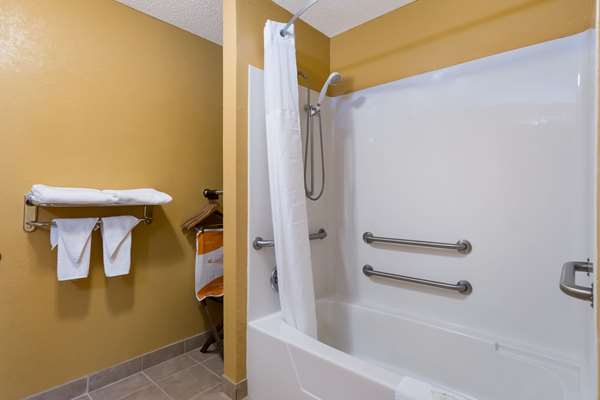 Quality Inn Jefferson at I-85 photo