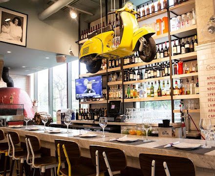 Nella Pizza e Pasta, restaurant in Chicago