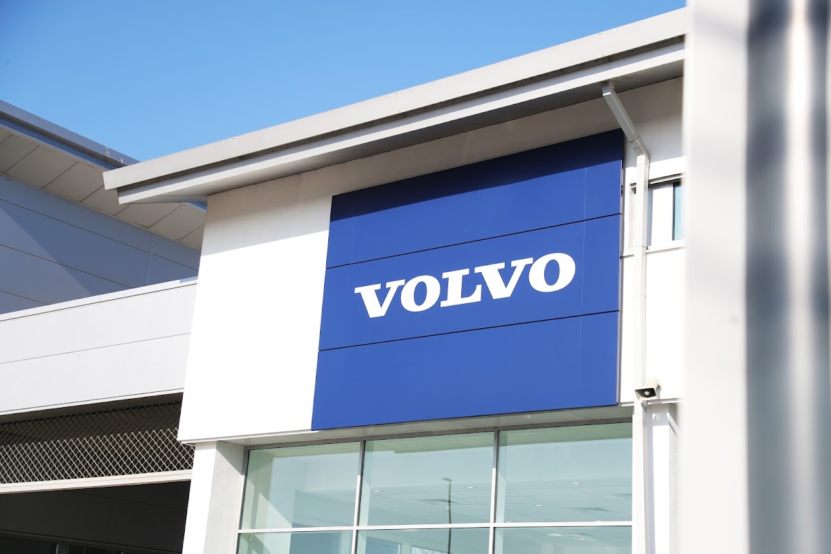 Waylands Volvo Gloucester