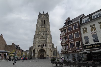 Photos of Basilica Tongeren