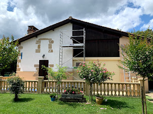 Photo n°4 de Peintre maison cazeneuve à Mérignac (Service de pose de parquet)