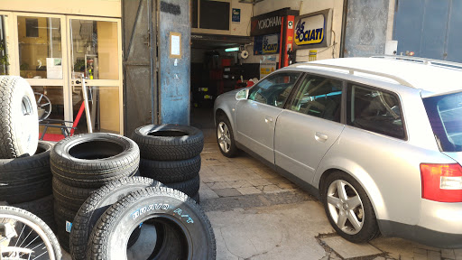 Carro Gomme di Carro Giuseppe - Thumbnail
