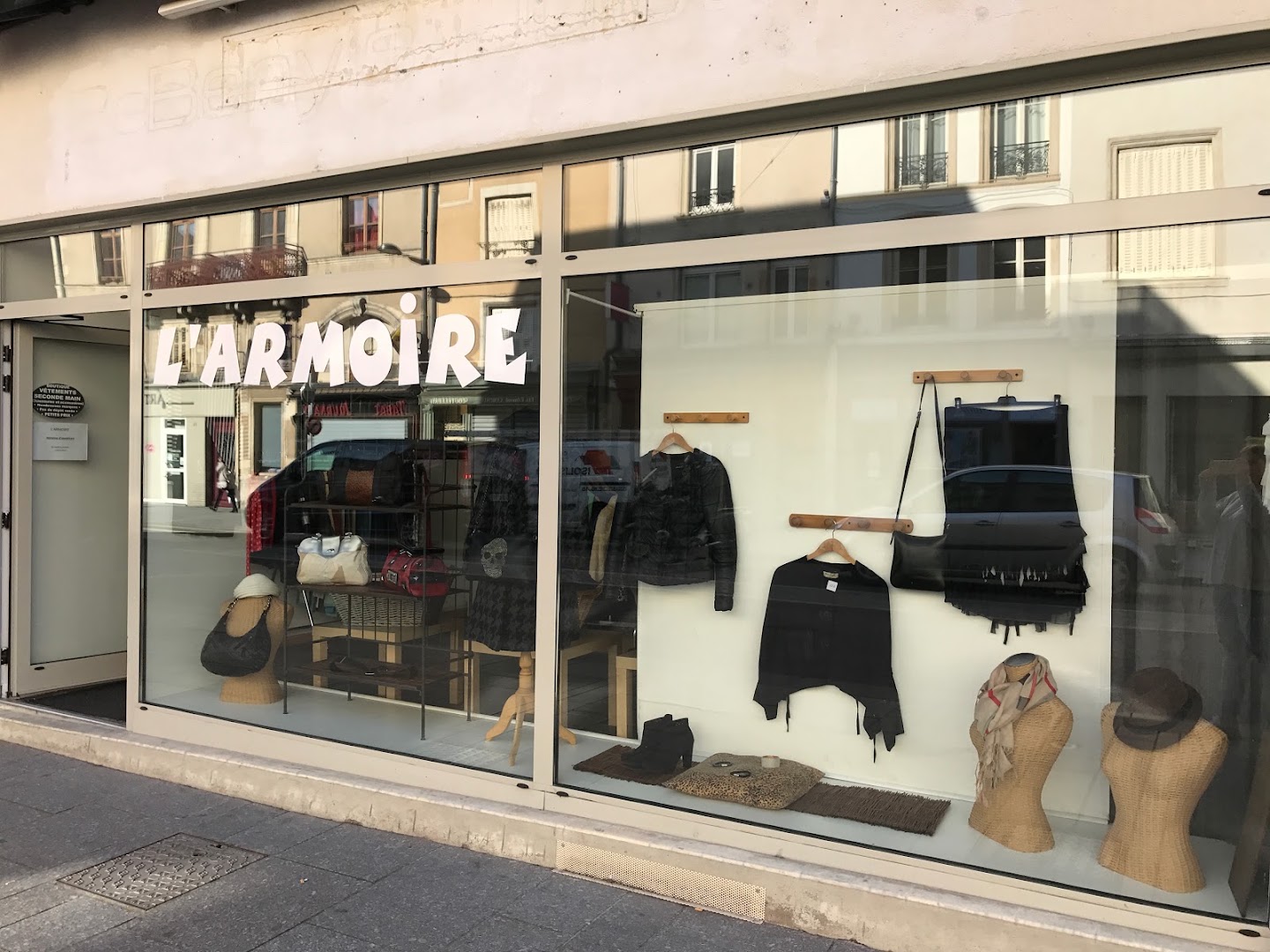 L'armoire friperie