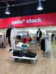 Photo n°15 de celio à Sainte-Geneviève-des-Bois (Magasin de vêtements pour jeunes)