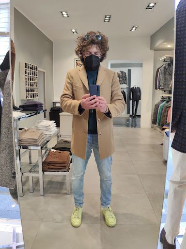 MONTEZEMOLO - Milano C.so Garibaldi Gallery - Italy