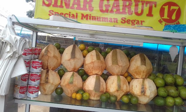 Sinar Garut 17 M Hikam, Author: Sinar Garut 17 M Hikam