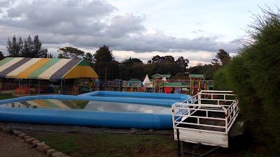 Photos of Stedmak Gardens And Recreation Centre