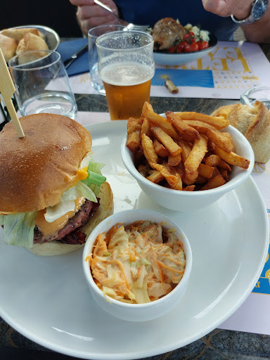 THE ALBION PUBLIC HOUSE - English pub - Thumbnail