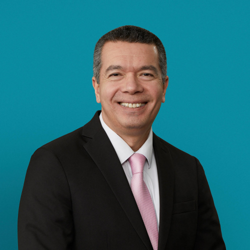 Luis Perez, DO - Visual