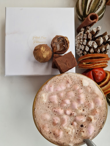 Petit Four Patisserie Gallery - United Kingdom