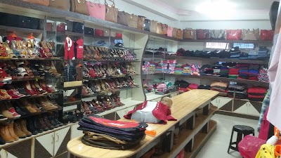 Photos of Jeetesh Fashion House